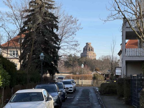 Blick aufs Völkerschlachtdenkmal Leipzig Marienbrunn