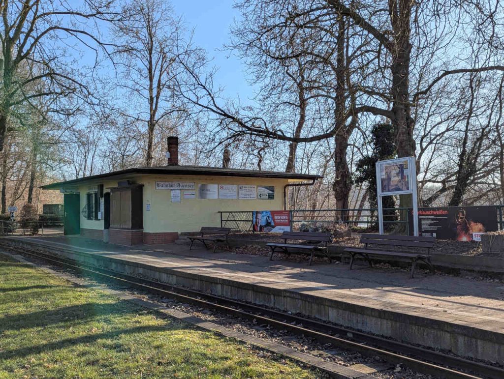 Bahnhof-Parkeisenbahn-Auensee-Leipzig-Wahren