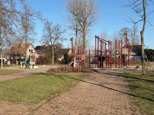 Spielplatz-Hermann-Keller-Straße-Leipzig-Wiederitzsch