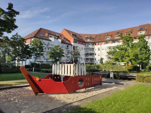 Spielplatz-Wohnanlage-Heiterblick-Leipzig-Heiterblick