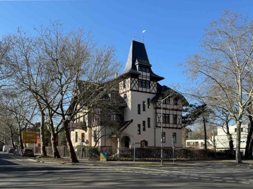 Villa-Schönbachstraße-Ecke-Naunhofer-Straße-Leipzig-Stötteritz